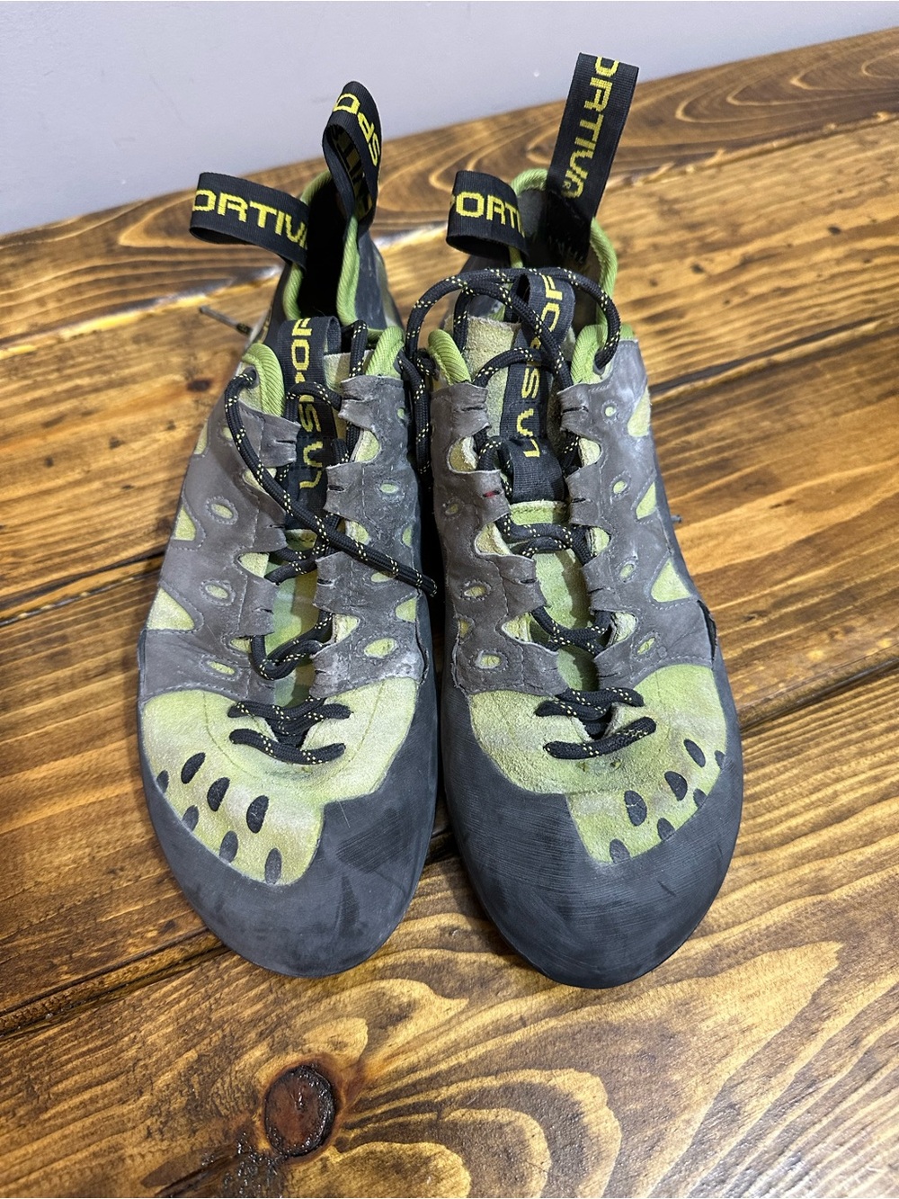 La Sportiva Tarantulace Climbing Shoes Men US 9 Lime Green Grey